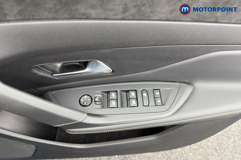 Peugeot 308 GT Automatic Petrol Hatchback - Stock Number (1539710) - 12th supplementary image