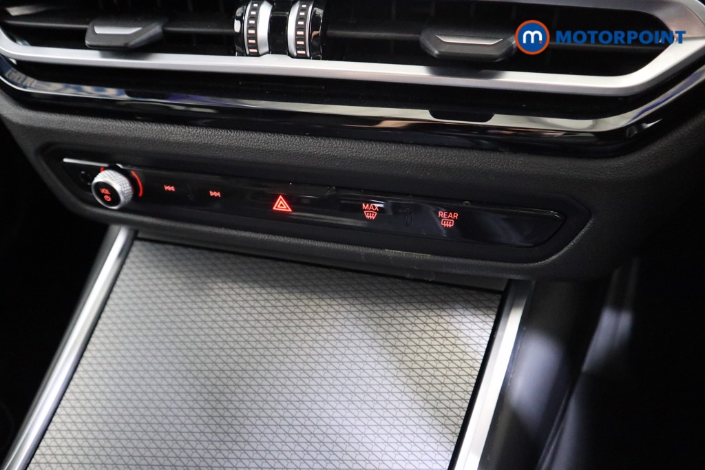 BMW 3 Series M Sport Automatic Petrol Plug-In Hybrid Estate - Stock Number (1539971) - 8th supplementary image
