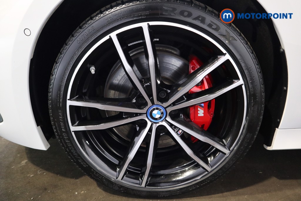 BMW 3 Series M Sport Automatic Petrol Plug-In Hybrid Estate - Stock Number (1539971) - 20th supplementary image