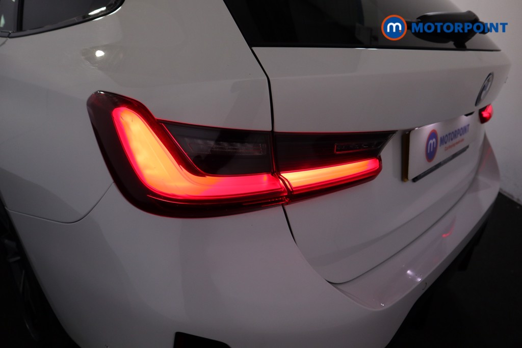 BMW 3 Series M Sport Automatic Petrol Plug-In Hybrid Estate - Stock Number (1539971) - 24th supplementary image