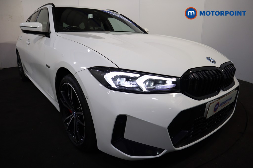 BMW 3 Series M Sport Automatic Petrol Plug-In Hybrid Estate - Stock Number (1539971) - 30th supplementary image