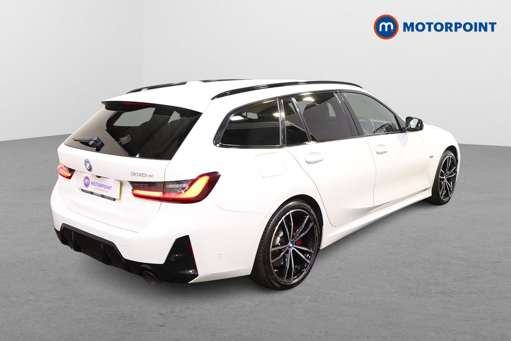 BMW 3 Series M Sport Automatic Petrol Plug-In Hybrid Estate - Stock Number (1539971) - Drivers side rear corner