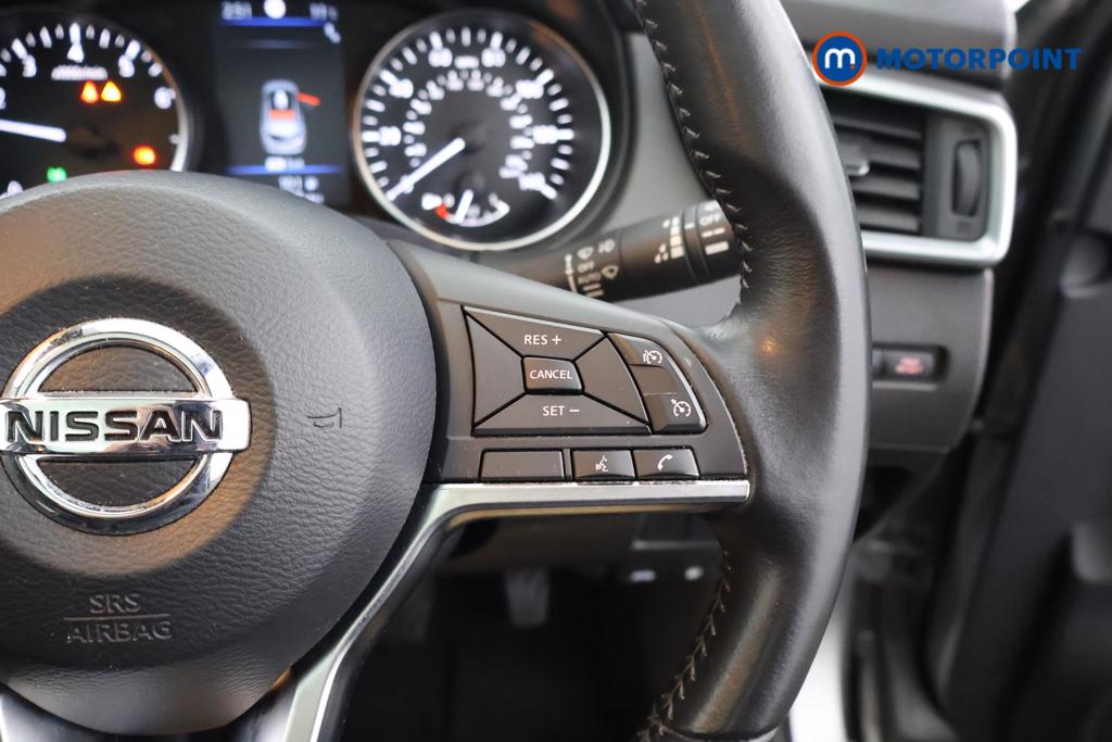 Nissan Qashqai N-Motion Manual Petrol SUV - Stock Number (1540022) - 3rd supplementary image
