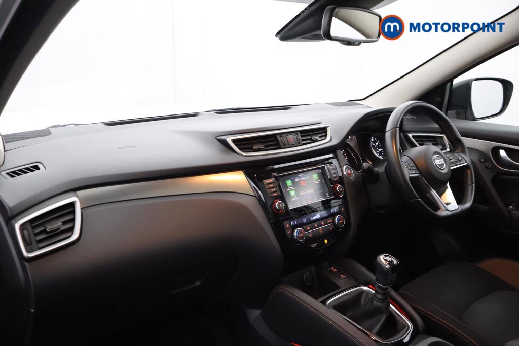 Nissan Qashqai N-Motion Manual Petrol SUV - Stock Number (1540022) - 13th supplementary image