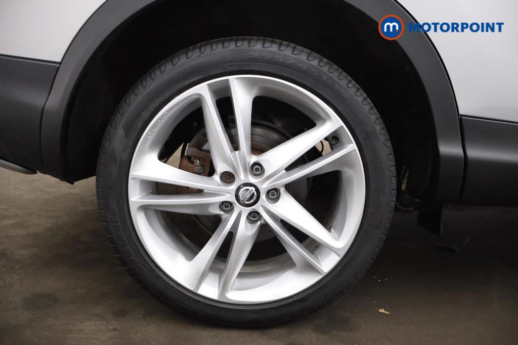 Nissan Qashqai N-Motion Manual Petrol SUV - Stock Number (1540022) - 17th supplementary image