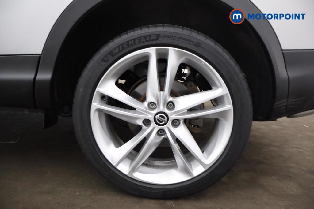 Nissan Qashqai N-Motion Manual Petrol SUV - Stock Number (1540022) - 21st supplementary image