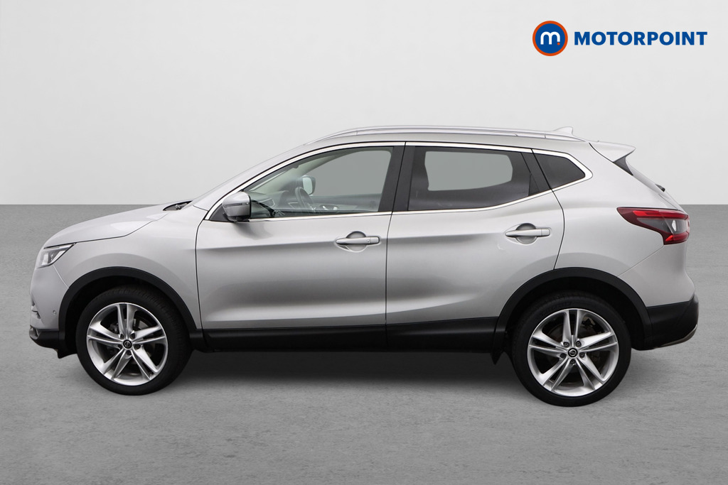Nissan Qashqai N-Motion Manual Petrol SUV - Stock Number (1540022) - Passenger side