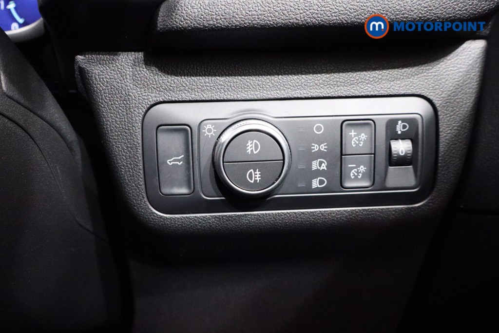 Ford Kuga St-Line Edition Manual Petrol SUV - Stock Number (1540127) - 15th supplementary image