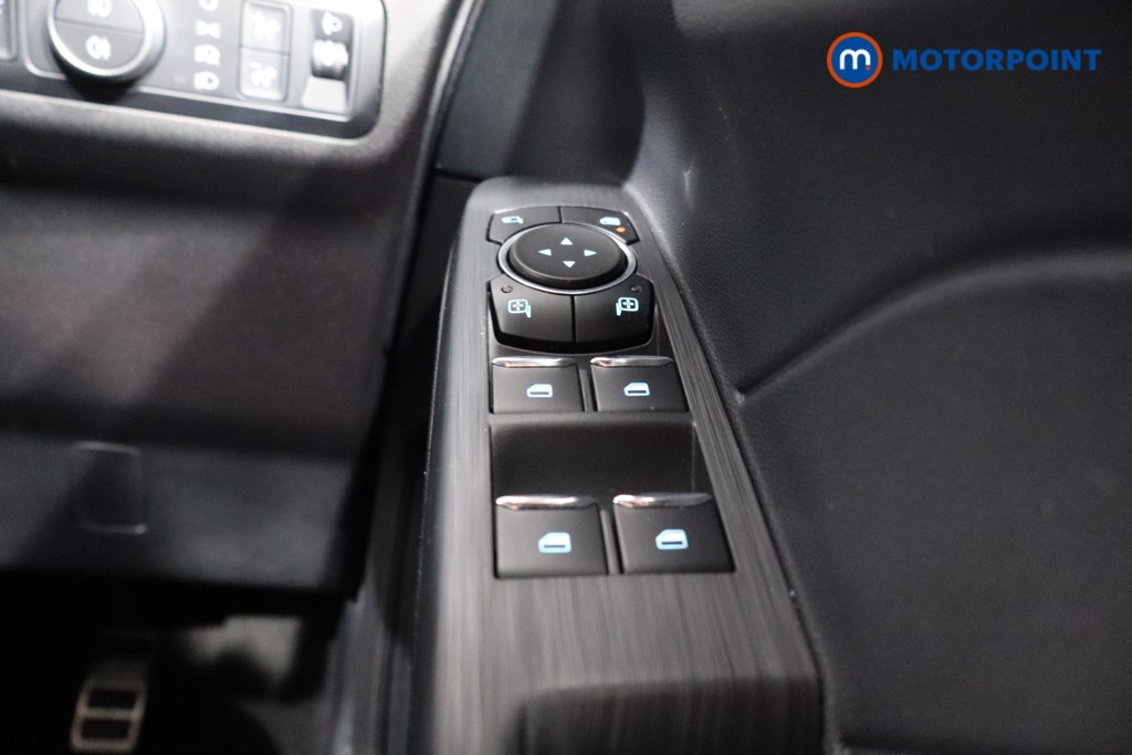 Ford Kuga St-Line Edition Manual Petrol SUV - Stock Number (1540127) - 16th supplementary image