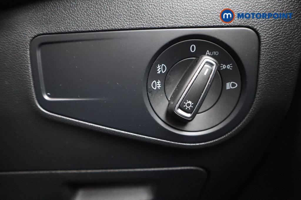 Volkswagen Tiguan Match Manual Petrol SUV - Stock Number (1540137) - 16th supplementary image
