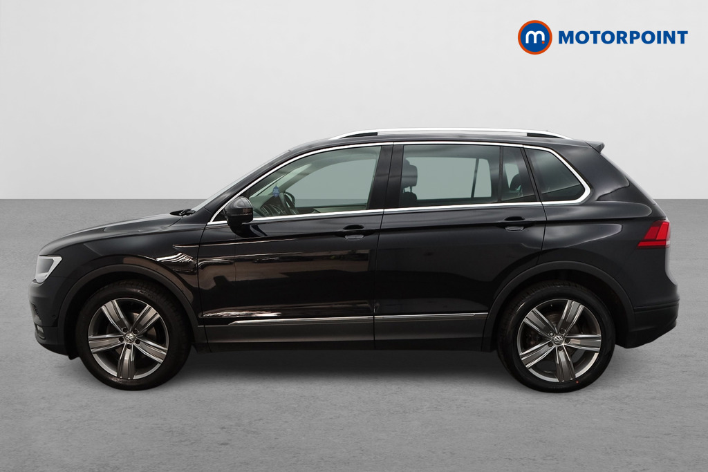 Volkswagen Tiguan Match Manual Petrol SUV - Stock Number (1540137) - Passenger side