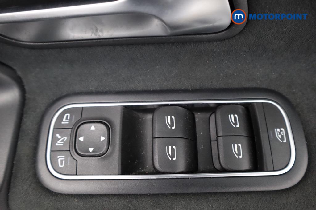 Mercedes-Benz A Class Amg Line Premium Plus Edition Automatic Petrol Saloon - Stock Number (1540647) - 19th supplementary image