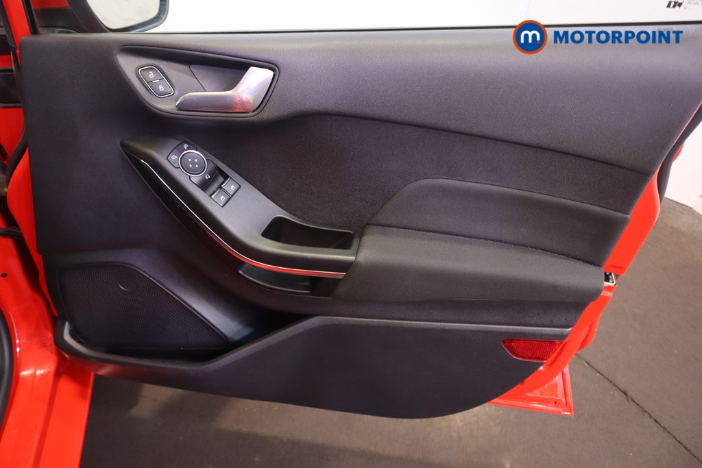 Ford Fiesta Titanium Manual Petrol Hatchback - Stock Number (1541254) - 3rd supplementary image