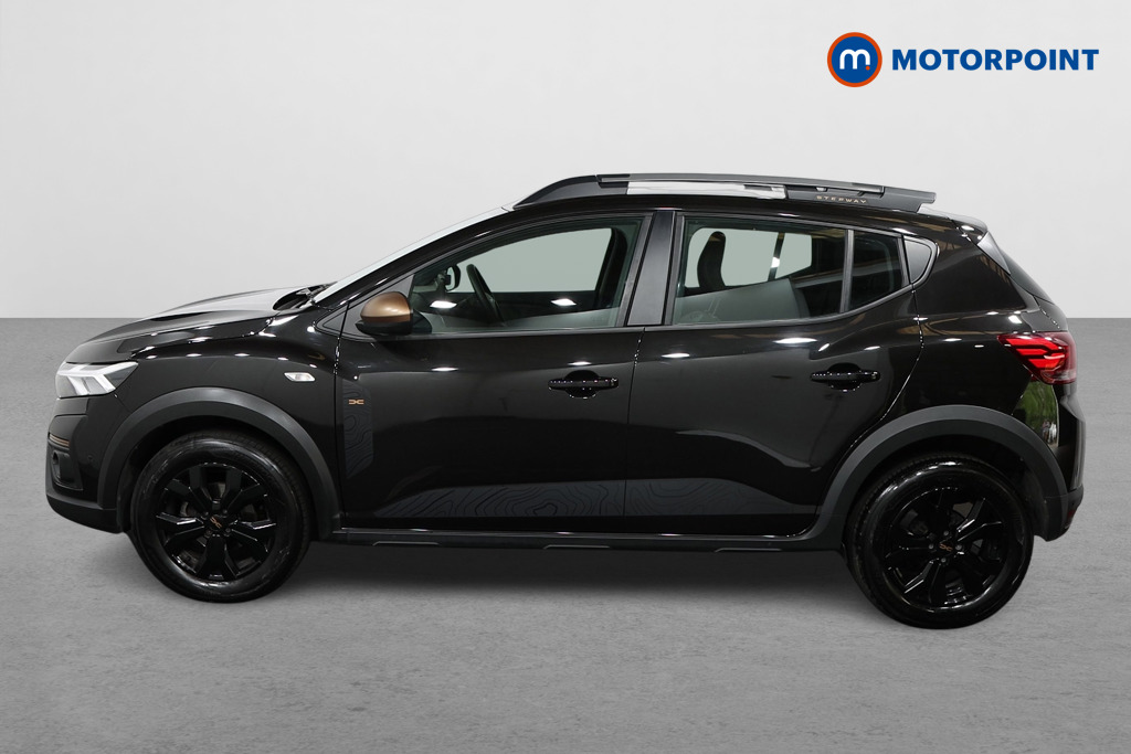 Dacia Sandero Stepway Extreme Automatic Petrol Hatchback - Stock Number (1541280) - Passenger side