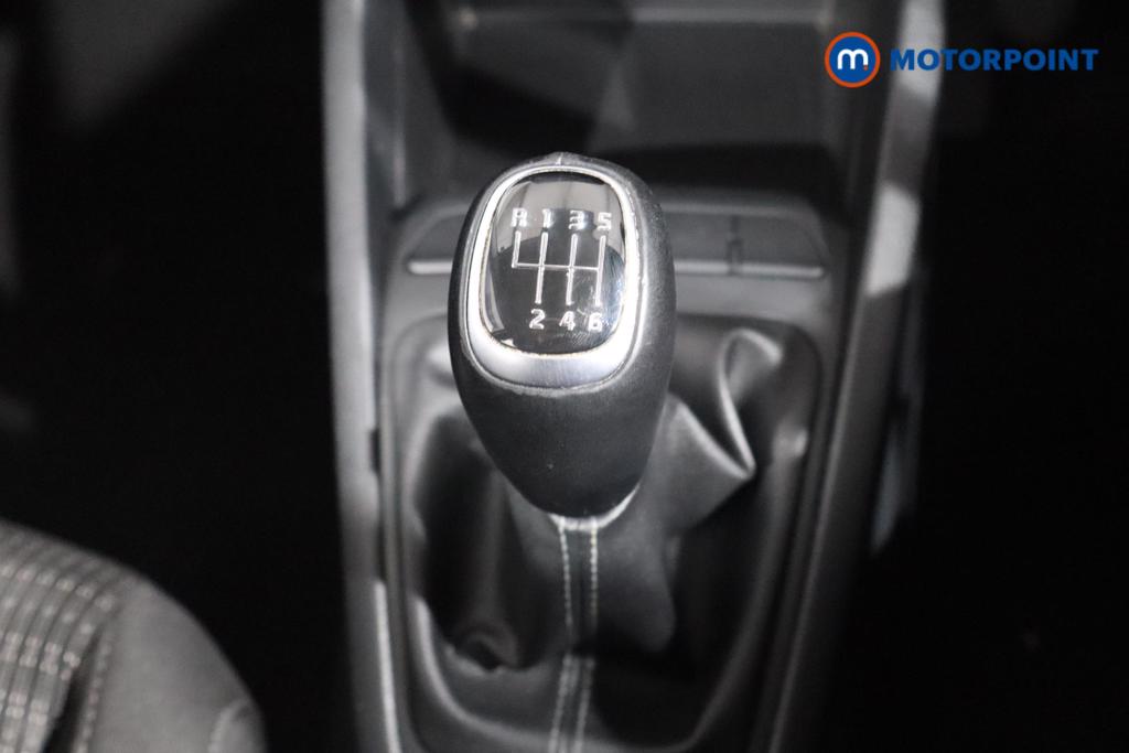 KIA Stonic 2 Manual Petrol SUV - Stock Number (1541343) - 4th supplementary image