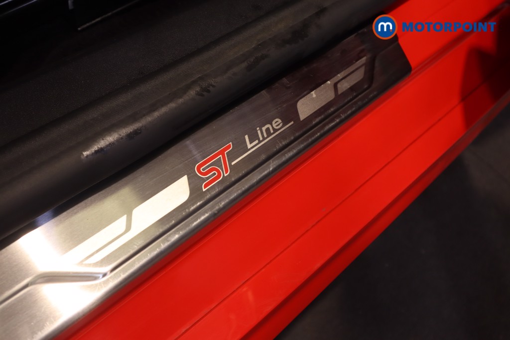 Ford Fiesta St-Line Edition Manual Petrol-Electric Hybrid Hatchback - Stock Number (1541585) - 5th supplementary image