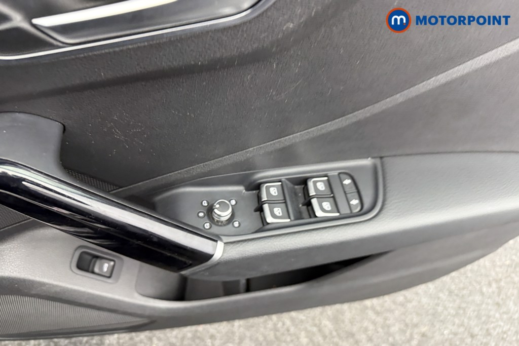 Audi Q2 Black Edition Manual Diesel SUV - Stock Number (1541811) - 17th supplementary image