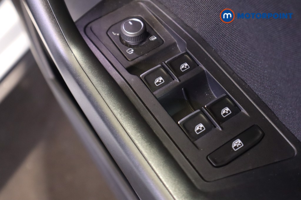Volkswagen T-Roc Black Edition Automatic Petrol SUV - Stock Number (1542475) - 4th supplementary image