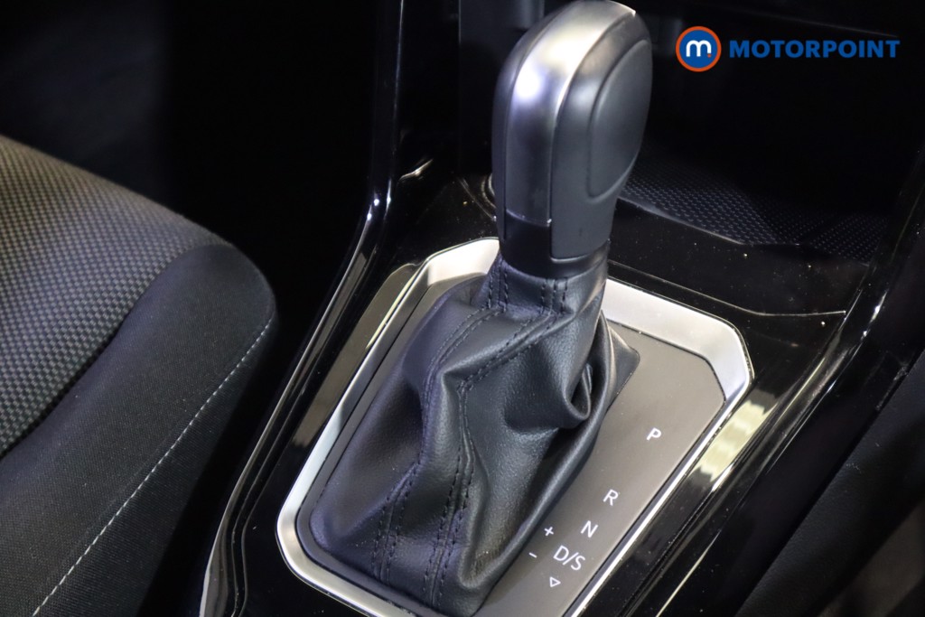 Volkswagen T-Roc Black Edition Automatic Petrol SUV - Stock Number (1542475) - 13th supplementary image
