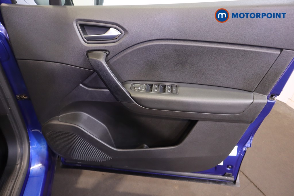 Renault Captur Iconic Automatic Petrol SUV - Stock Number (1542575) - 3rd supplementary image