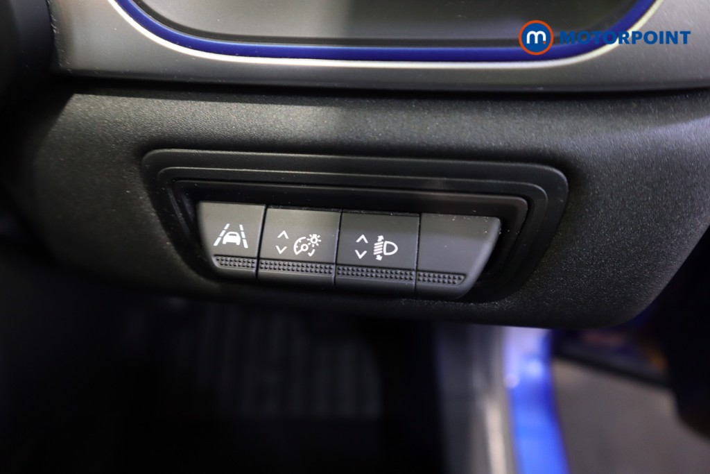 Renault Captur Iconic Automatic Petrol SUV - Stock Number (1542575) - 5th supplementary image