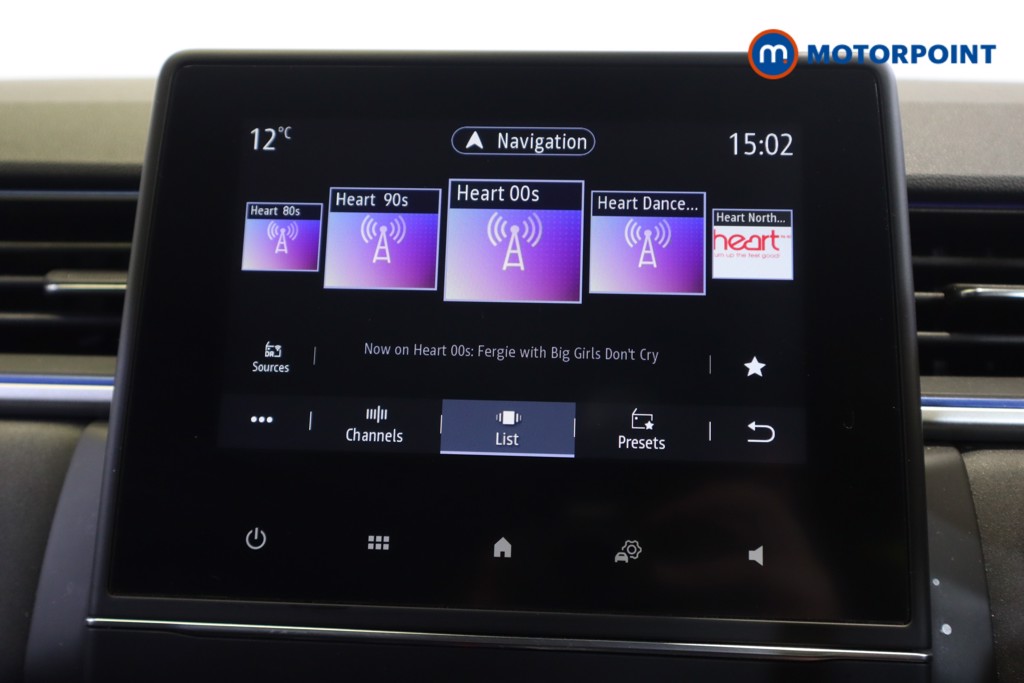Renault Captur Iconic Automatic Petrol SUV - Stock Number (1542575) - 13th supplementary image