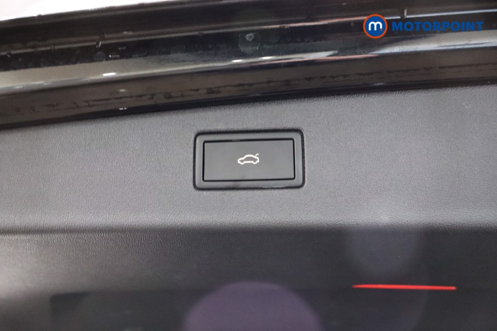 Volkswagen Tiguan R-Line Automatic Petrol SUV - Stock Number (1542799) - 28th supplementary image