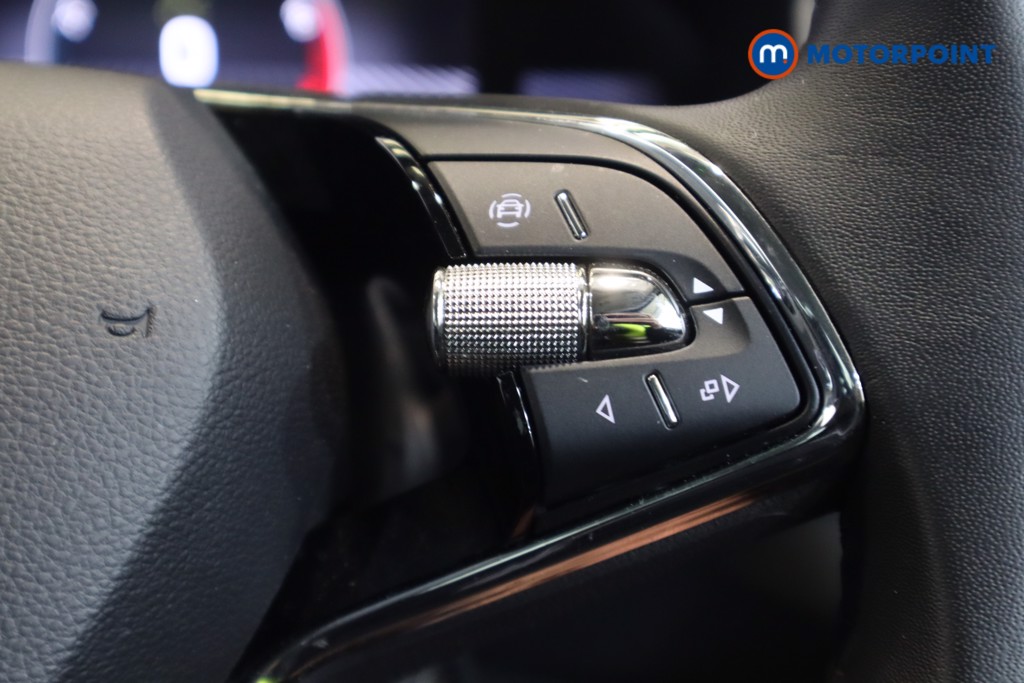 Skoda Karoq Se Drive Manual Petrol SUV - Stock Number (1543072) - 9th supplementary image