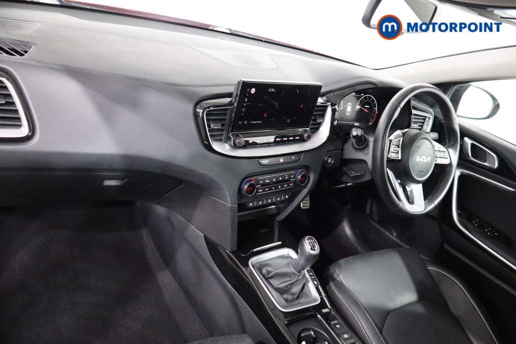 KIA Xceed 4 Manual Petrol Hatchback - Stock Number (1543155) - 1st supplementary image