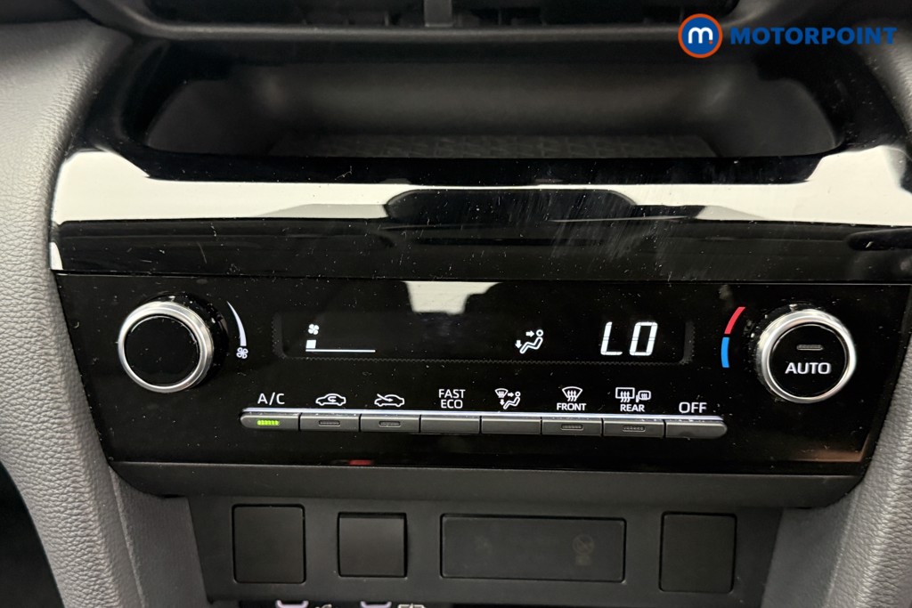 Toyota Yaris Cross Icon Automatic Petrol-Electric Hybrid Estate - Stock Number (1543295) - 6th supplementary image