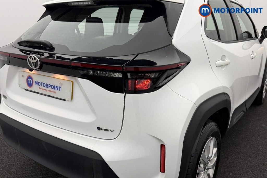 Toyota Yaris Cross Icon Automatic Petrol-Electric Hybrid Estate - Stock Number (1543295) - 22nd supplementary image