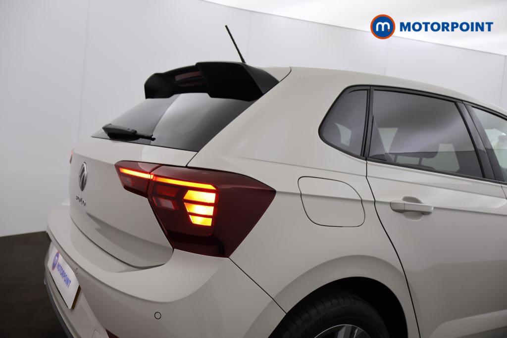 Volkswagen Polo R-Line Manual Petrol Hatchback - Stock Number (1543821) - 14th supplementary image