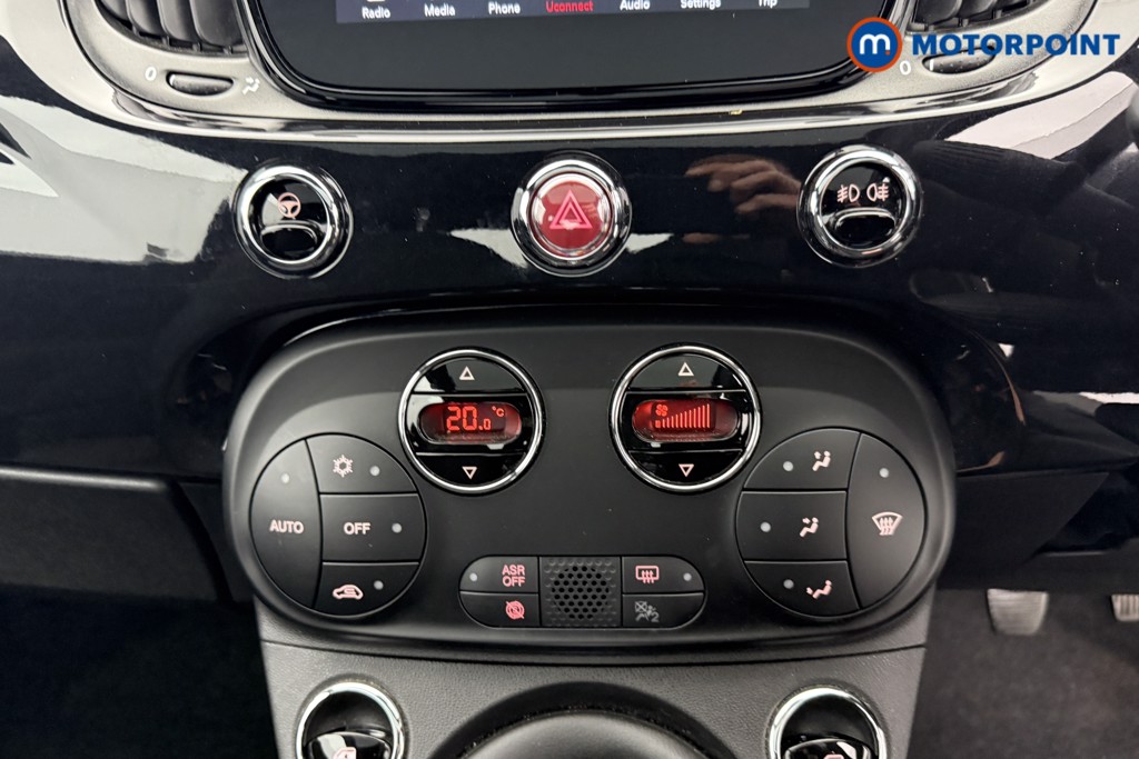 Fiat 500 TOP Manual Petrol-Electric Hybrid Hatchback - Stock Number (1544080) - 9th supplementary image