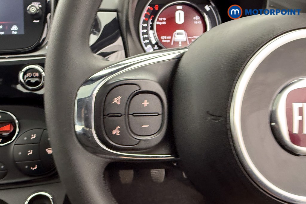 Fiat 500 TOP Manual Petrol-Electric Hybrid Hatchback - Stock Number (1544080) - 11th supplementary image