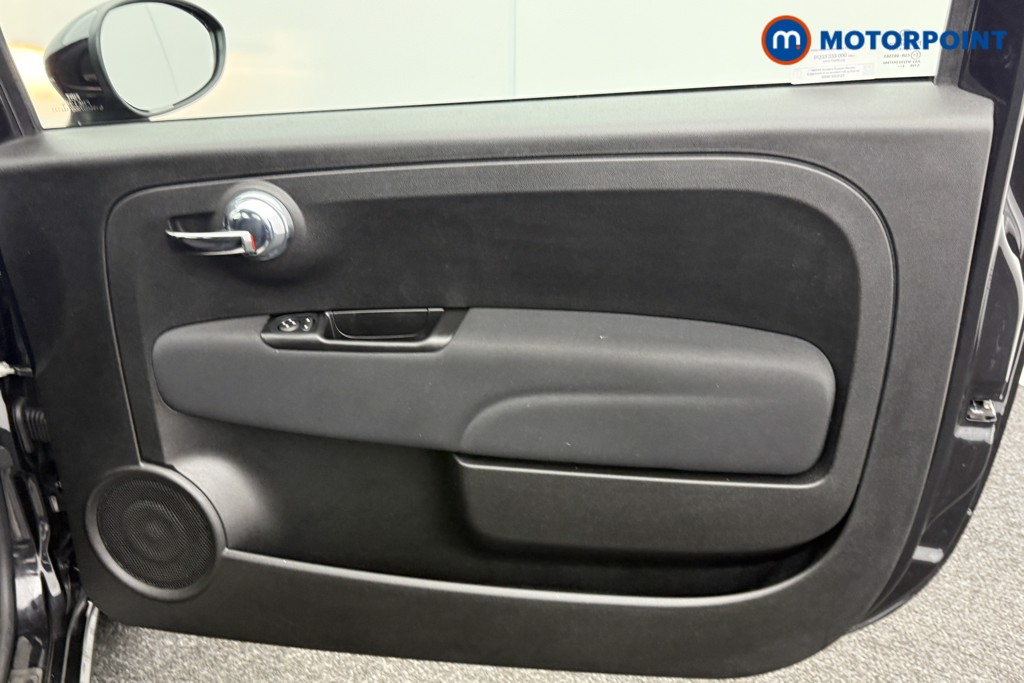 Fiat 500 TOP Manual Petrol-Electric Hybrid Hatchback - Stock Number (1544080) - 14th supplementary image