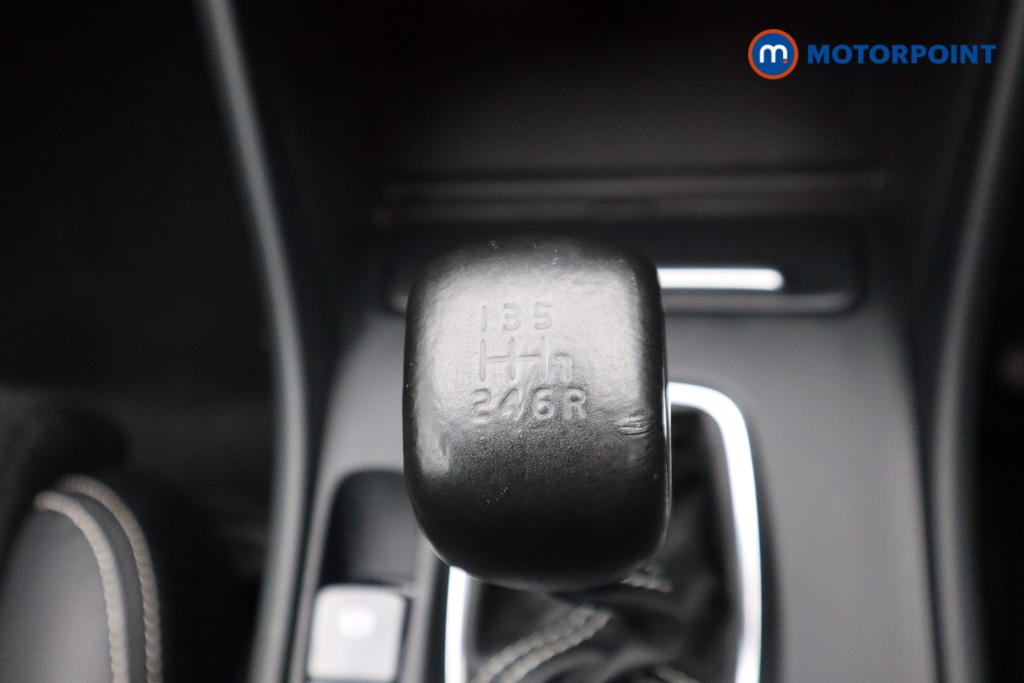 Volvo Xc40 R Design Manual Petrol SUV - Stock Number (1528185) - 11th supplementary image