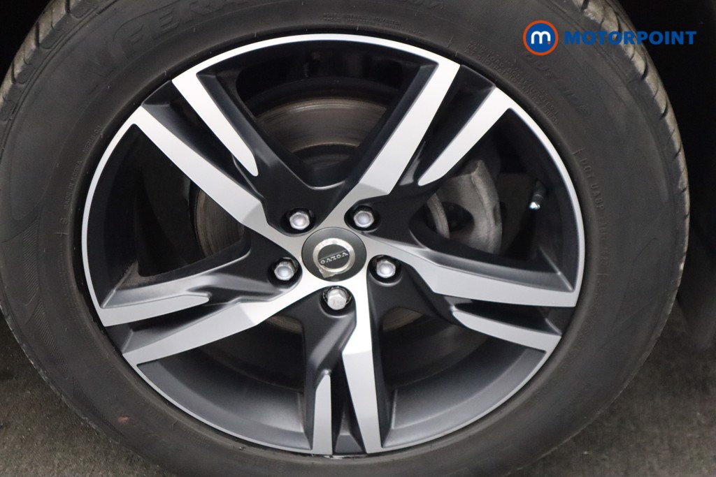 Volvo Xc40 R Design Manual Petrol SUV - Stock Number (1528185) - 18th supplementary image