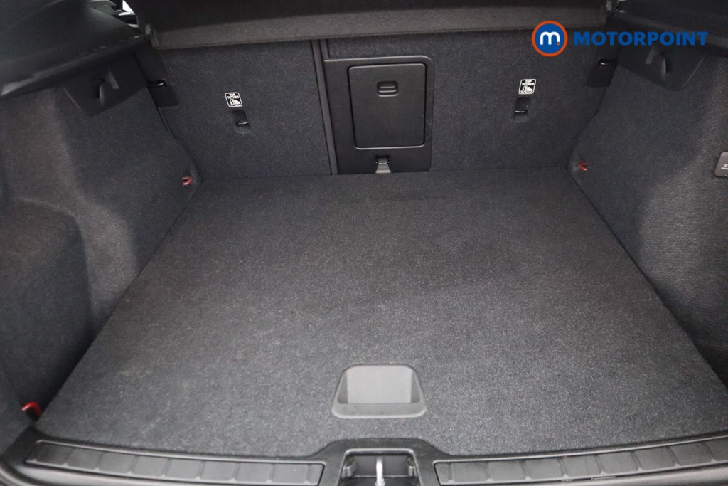 Volvo Xc40 R Design Manual Petrol SUV - Stock Number (1528185) - 30th supplementary image