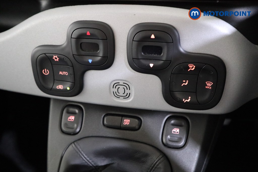 Fiat Panda City Cross Manual Petrol Hatchback - Stock Number (1529458) - 7th supplementary image