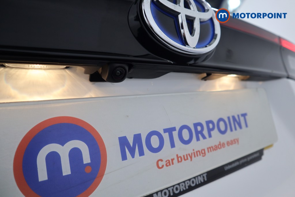 Toyota Yaris Cross Excel Automatic Petrol-Electric Hybrid Estate - Stock Number (1529902) - 18th supplementary image