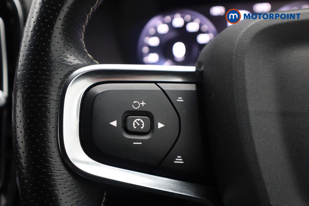 Volvo Xc40 R Design Manual Petrol SUV - Stock Number (1530619) - 12th supplementary image