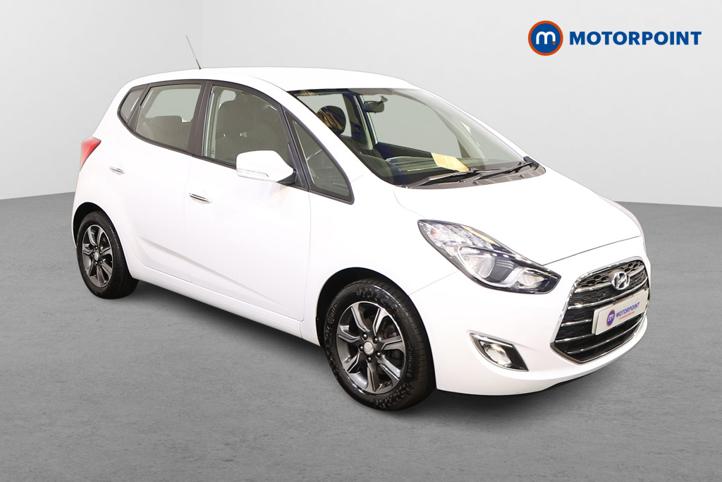 Hyundai Ix20 Se Nav Automatic Petrol People Carrier - Stock Number (1532475) - Drivers side front corner