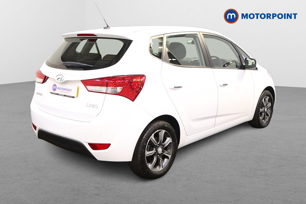 Hyundai Ix20 Se Nav Automatic Petrol People Carrier - Stock Number (1532475) - Drivers side rear corner