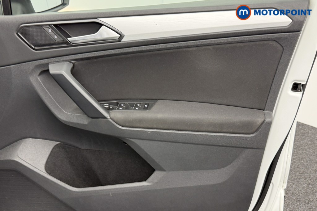 Volkswagen Tiguan Se Nav Manual Petrol SUV - Stock Number (1532629) - 18th supplementary image
