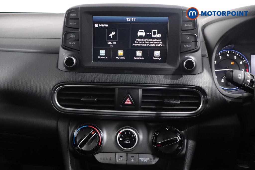 Hyundai Kona Play Edition Manual Petrol SUV - Stock Number (1533889) - 2nd supplementary image