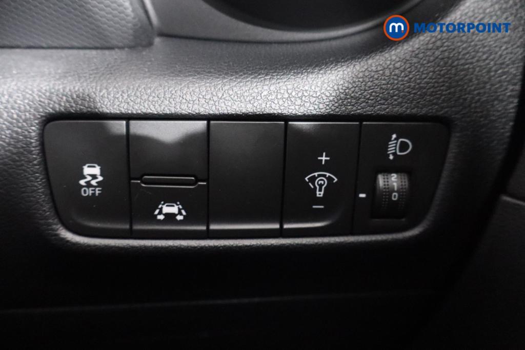 Hyundai Kona Play Edition Manual Petrol SUV - Stock Number (1533889) - 10th supplementary image