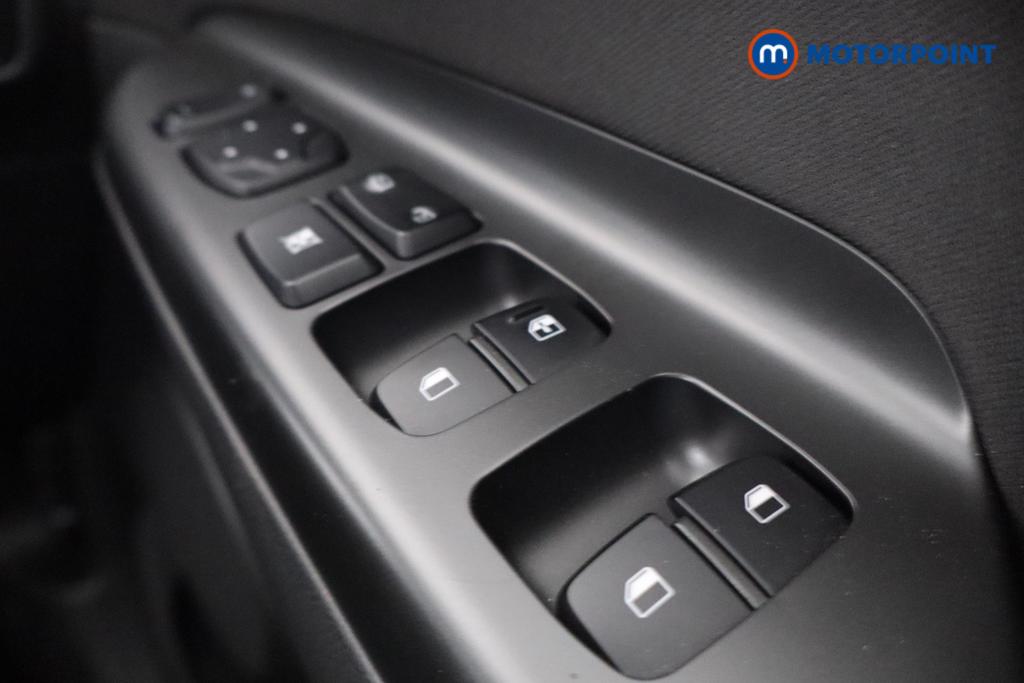 Hyundai Kona Play Edition Manual Petrol SUV - Stock Number (1533889) - 11th supplementary image