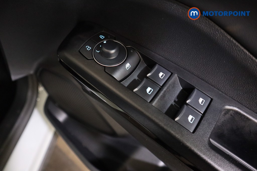 Ford Puma Titanium Automatic Petrol-Electric Hybrid SUV - Stock Number (1534452) - 9th supplementary image