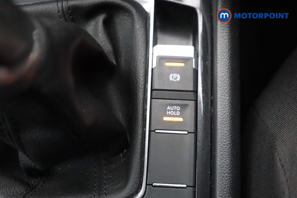 Volkswagen Tiguan Life Manual Petrol SUV - Stock Number (1535874) - 11th supplementary image