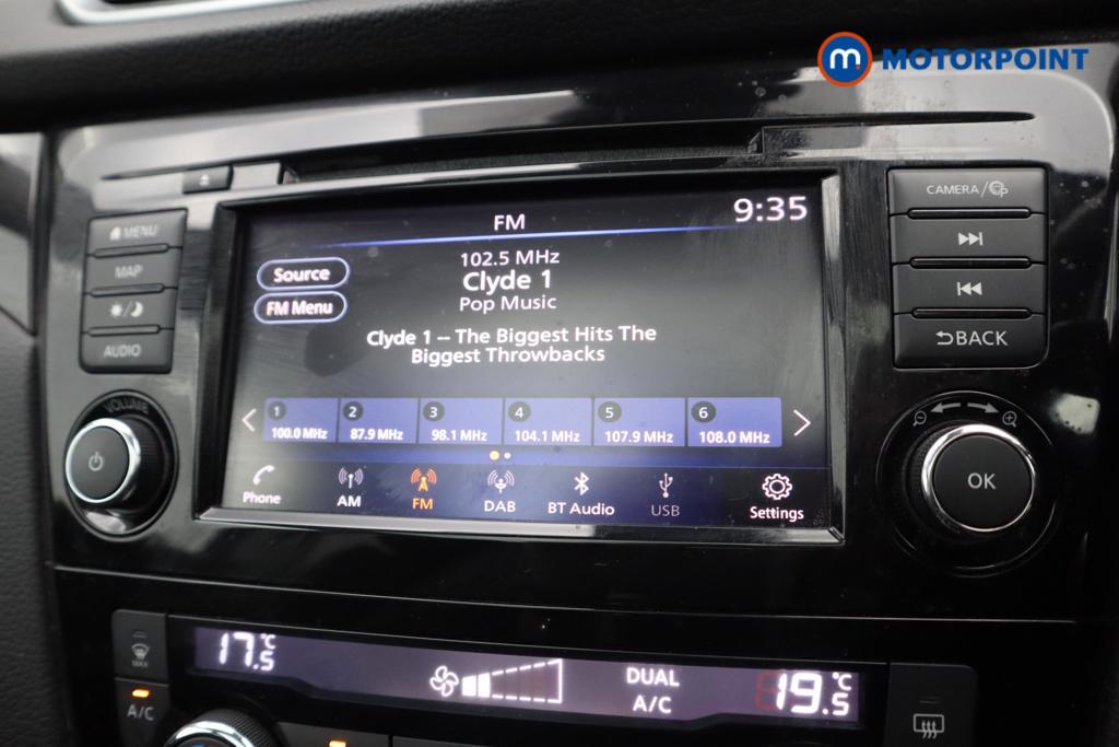 Nissan Qashqai N-Connecta Automatic Petrol SUV - Stock Number (1536104) - 4th supplementary image